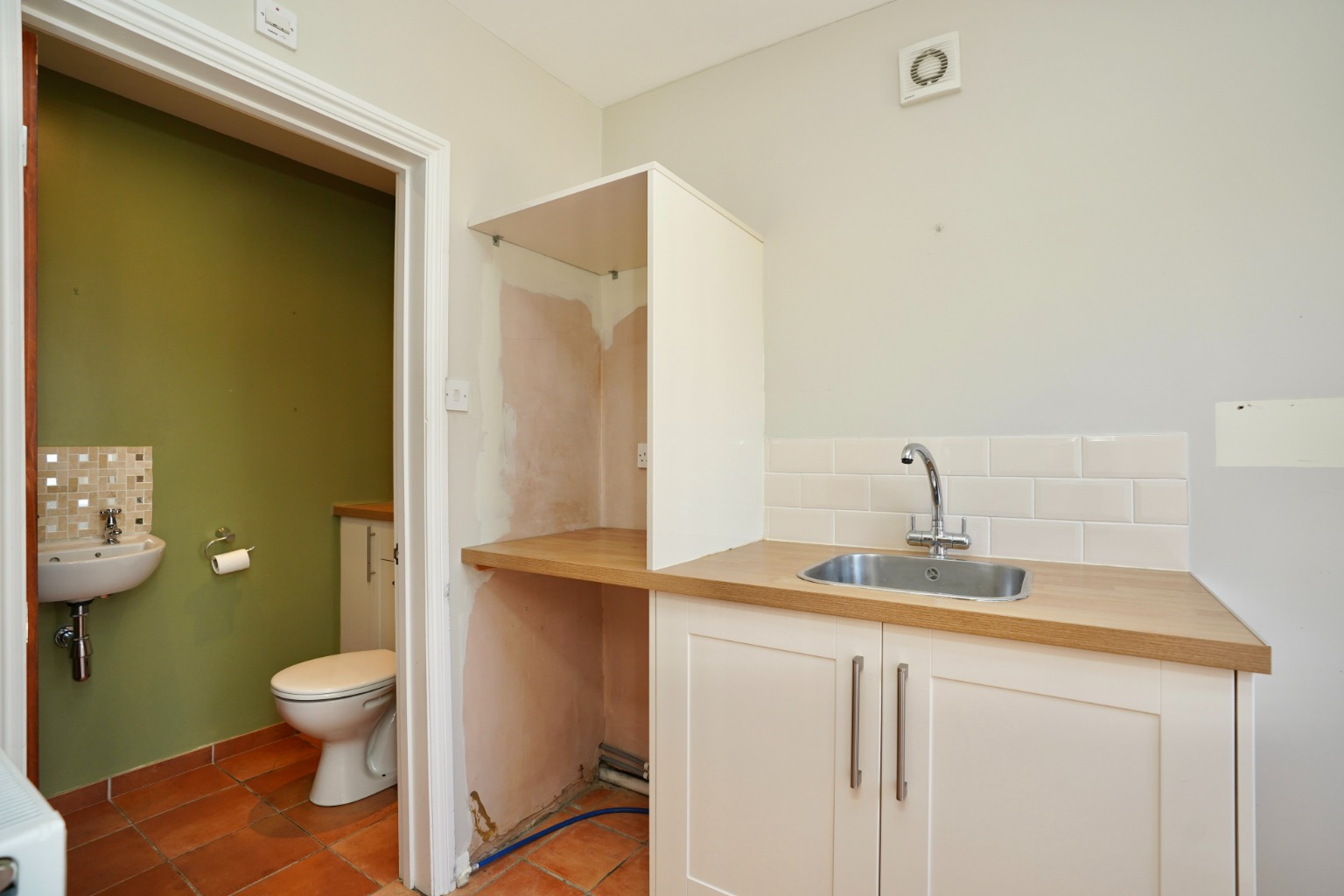 4 bed detached house for sale in Station Road, Huntingdon 5