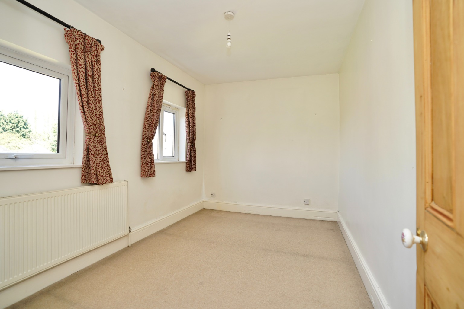 4 bed detached house for sale in Station Road, Huntingdon 13