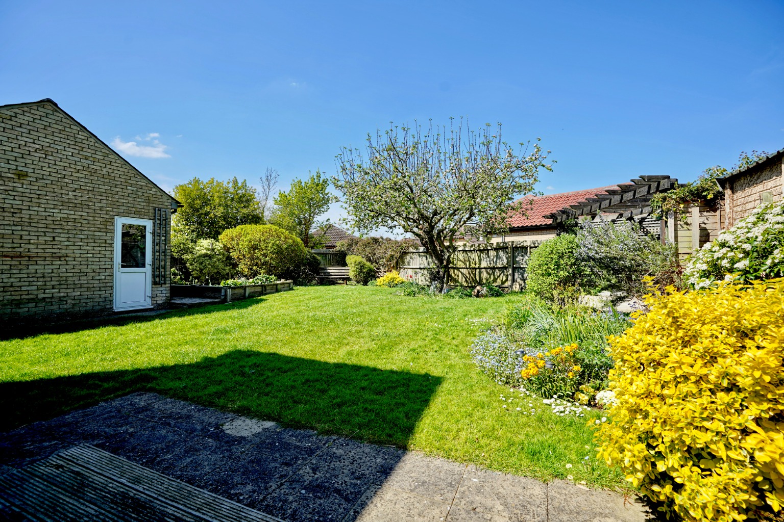 4 bed detached house for sale in Station Road, Huntingdon  - Property Image 4