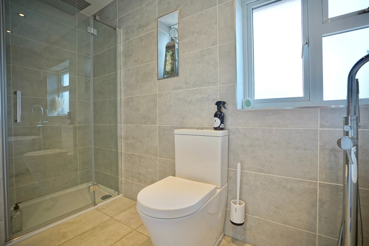 5 bed semi-detached house for sale in Belle Isle Crescent, Huntingdon 7