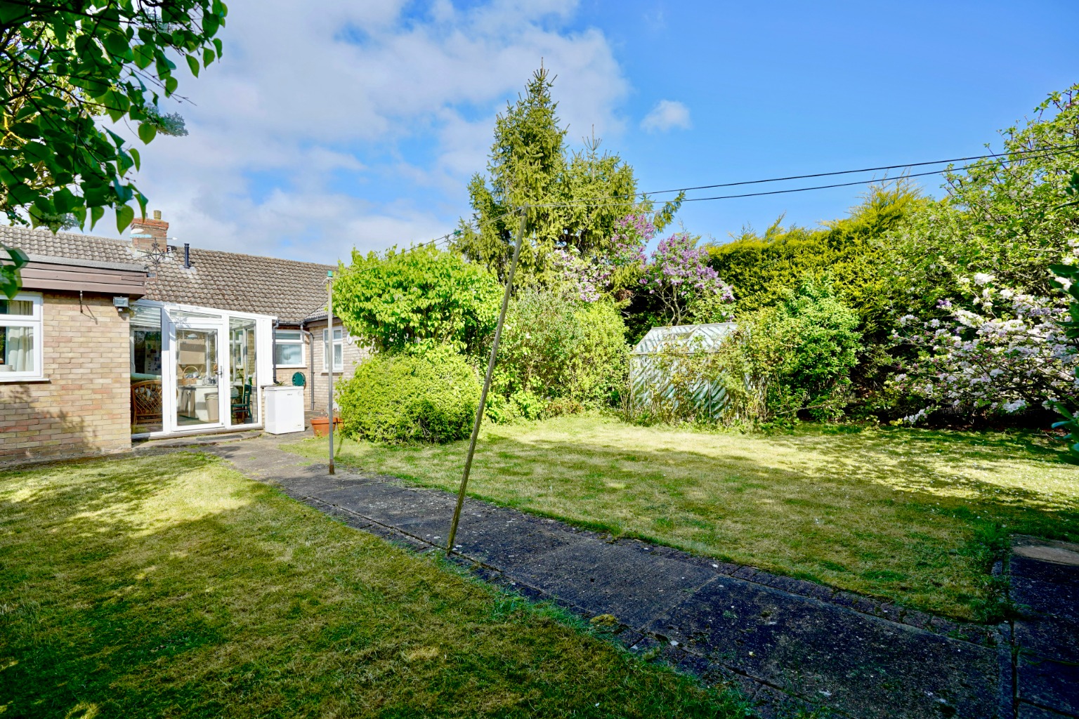 3 bed detached bungalow for sale in Kingsbrook, St. Ives 3