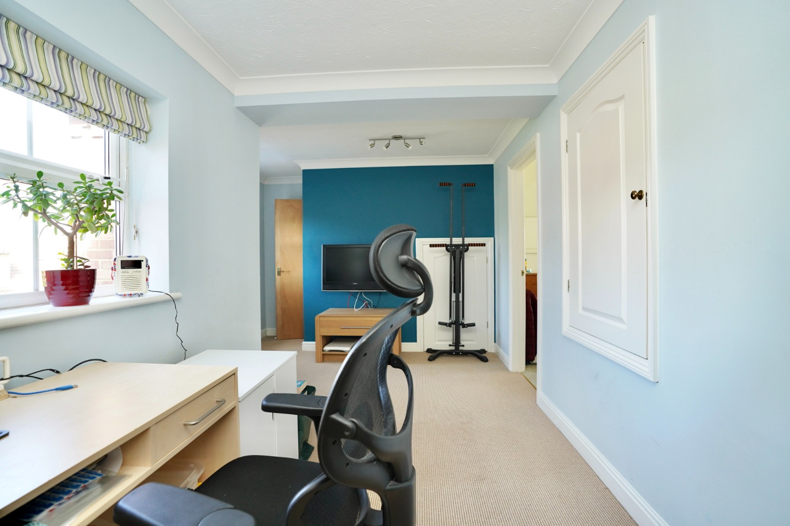 5 bed detached house for sale in Rushington Close, St. Ives 13