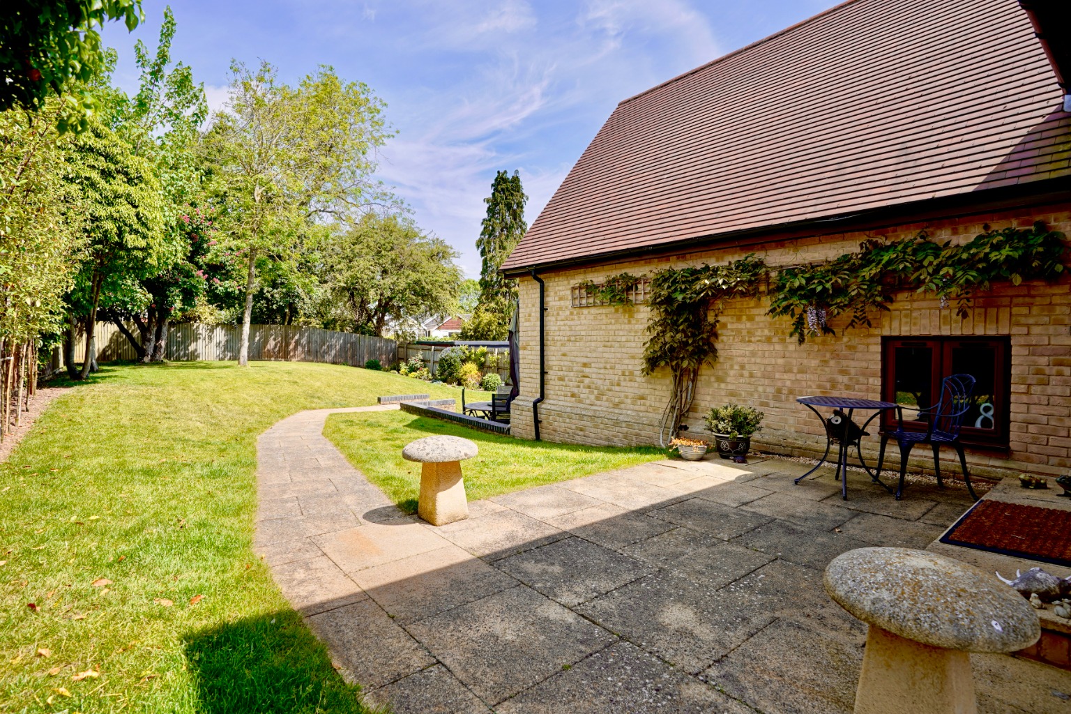 4 bed detached house for sale in Garner Close, Huntingdon 18