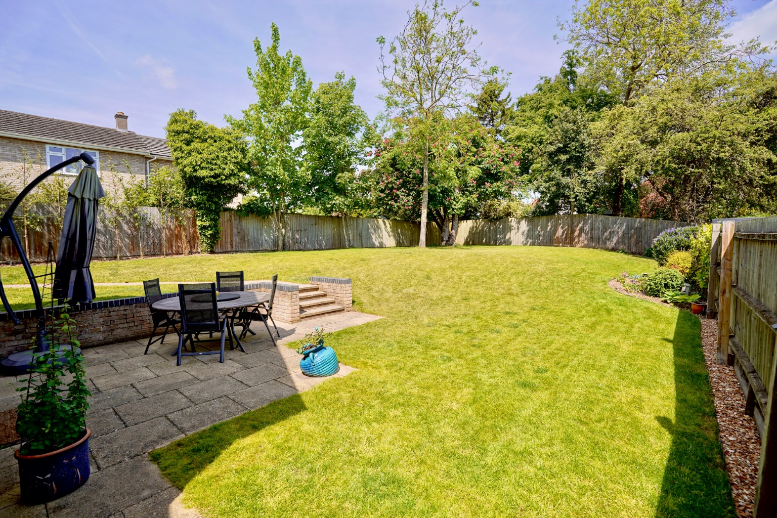 4 bed detached house for sale in Garner Close, Huntingdon  - Property Image 16