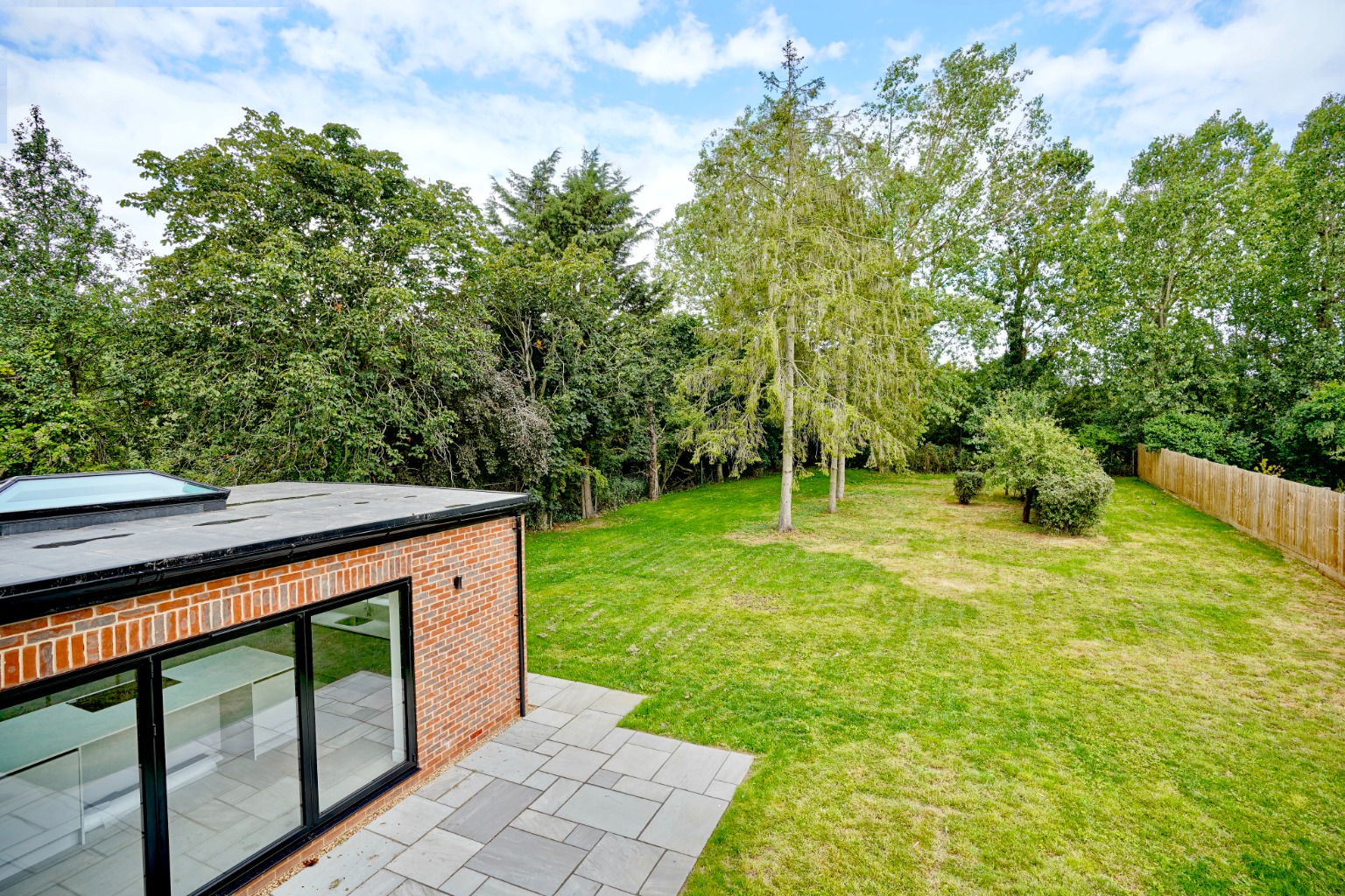 4 bed detached house for sale in High Street, Huntingdon  - Property Image 4