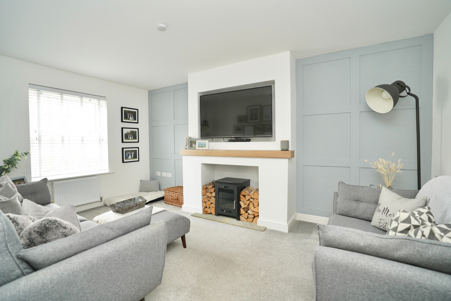 3 bed detached house for sale in Carnaile Road, Huntingdon  - Property Image 2