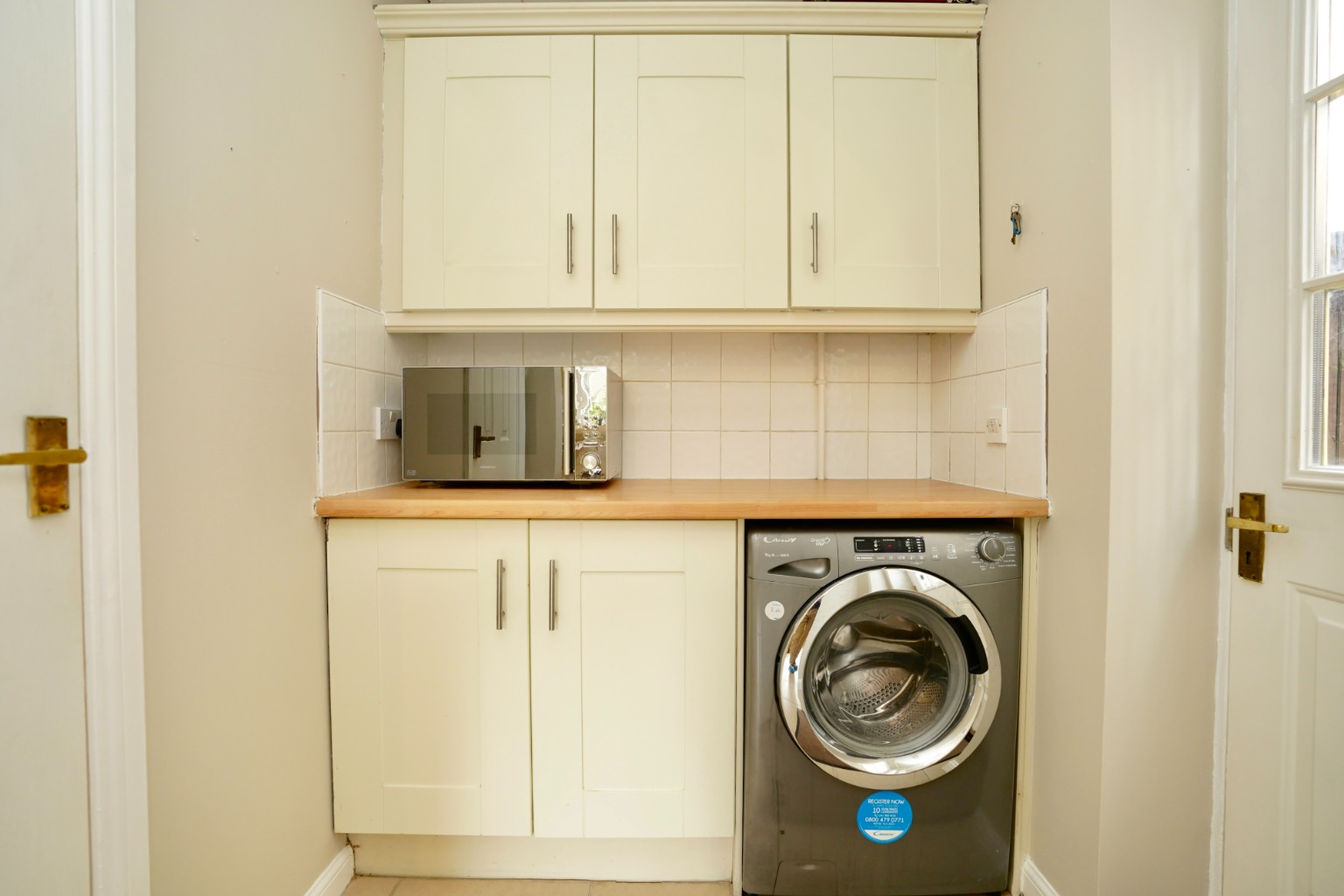 4 bed detached house for sale in Pitfield Close, Huntingdon 9