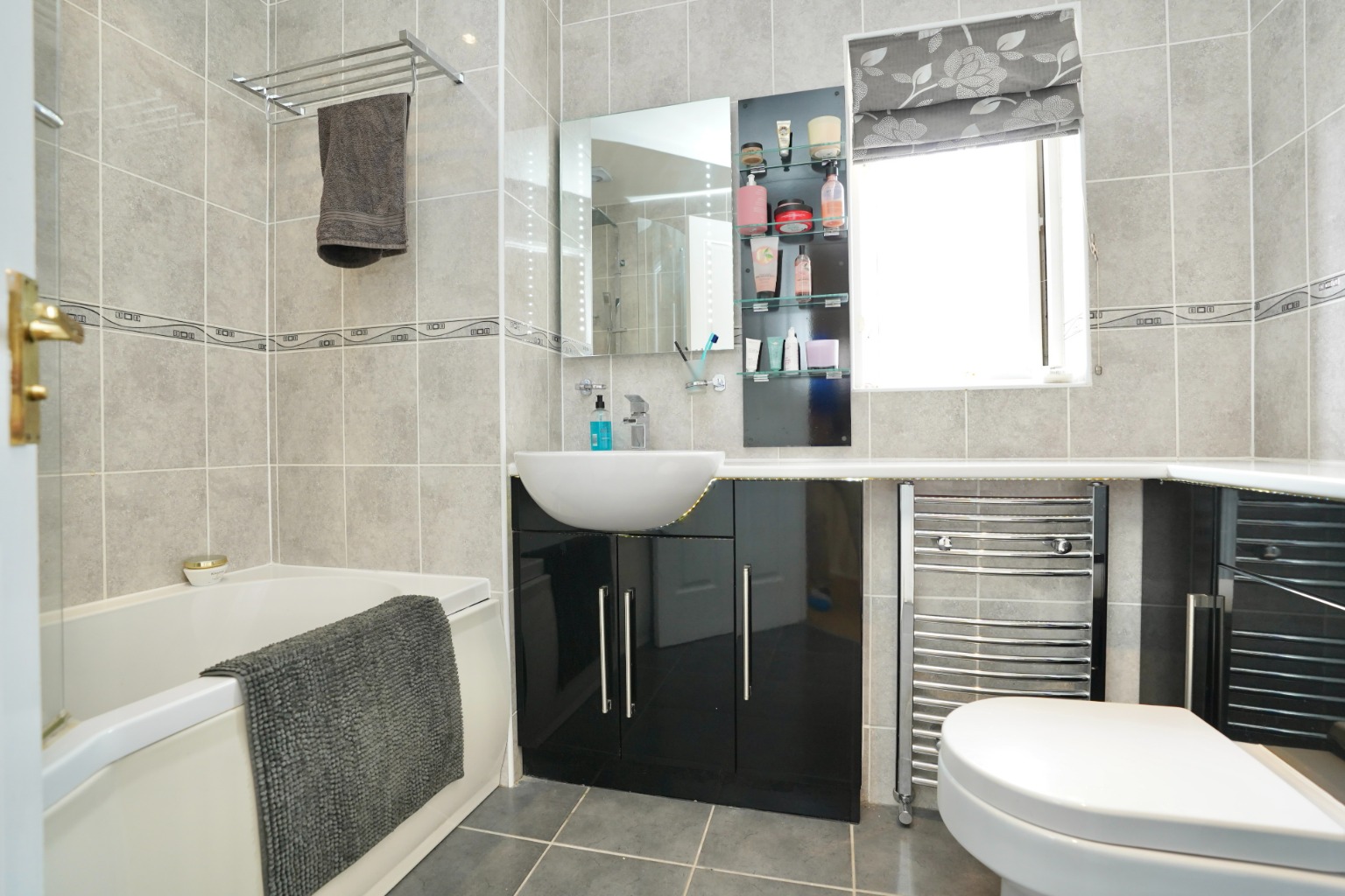 4 bed detached house for sale in Pitfield Close, Huntingdon  - Property Image 17