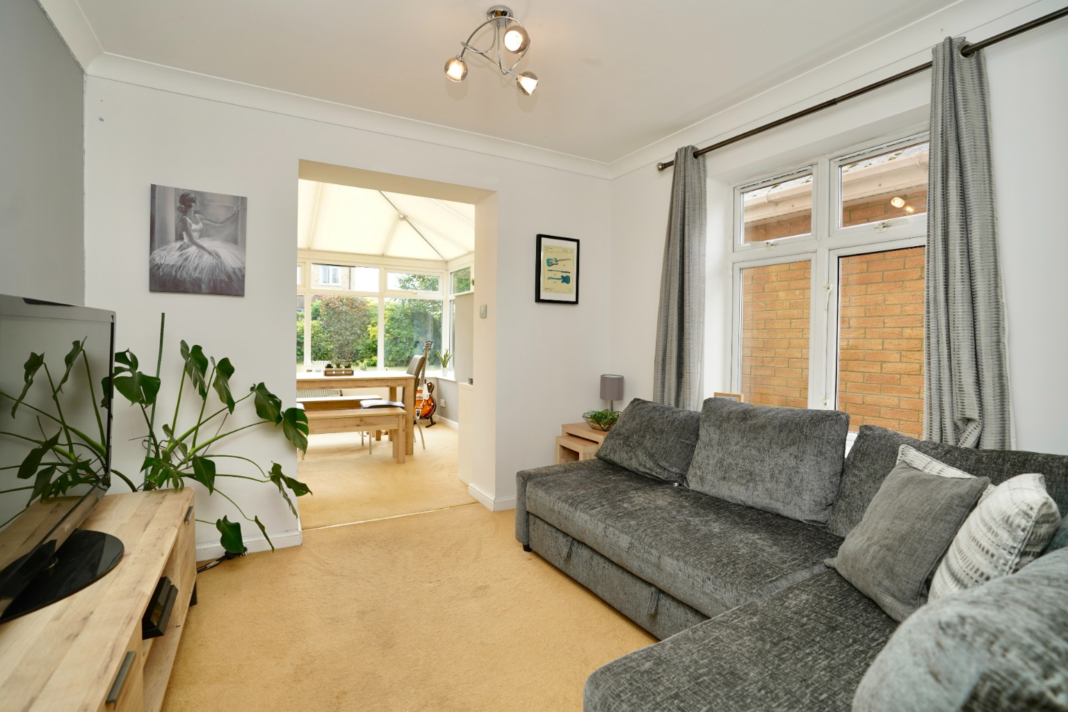 4 bed detached house for sale in Pitfield Close, Huntingdon 4