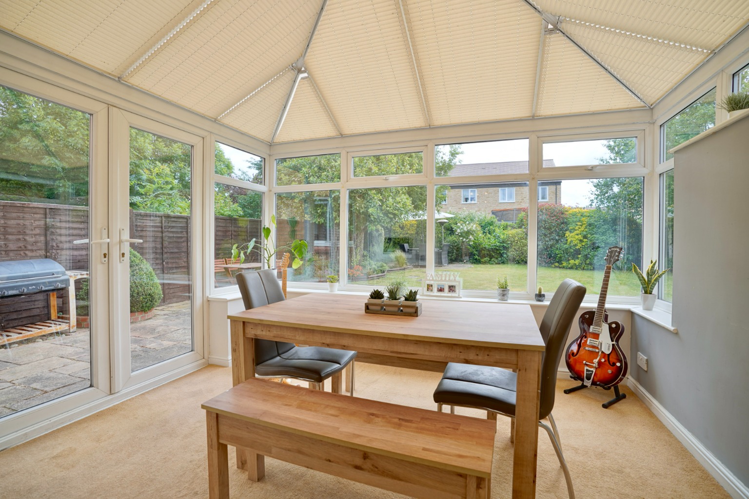 4 bed detached house for sale in Pitfield Close, Huntingdon  - Property Image 4