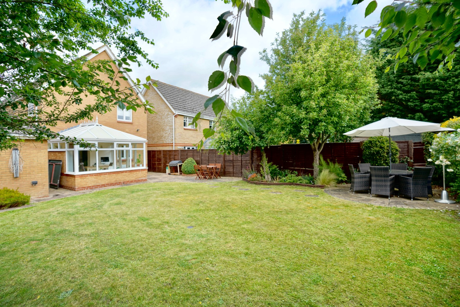 4 bed detached house for sale in Pitfield Close, Huntingdon  - Property Image 19