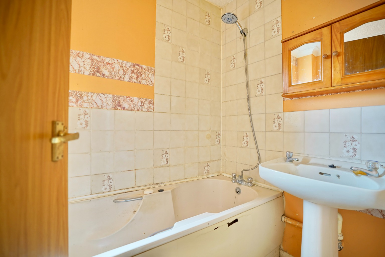 2 bed terraced house for sale in Spencer Drive, St. Ives  - Property Image 6