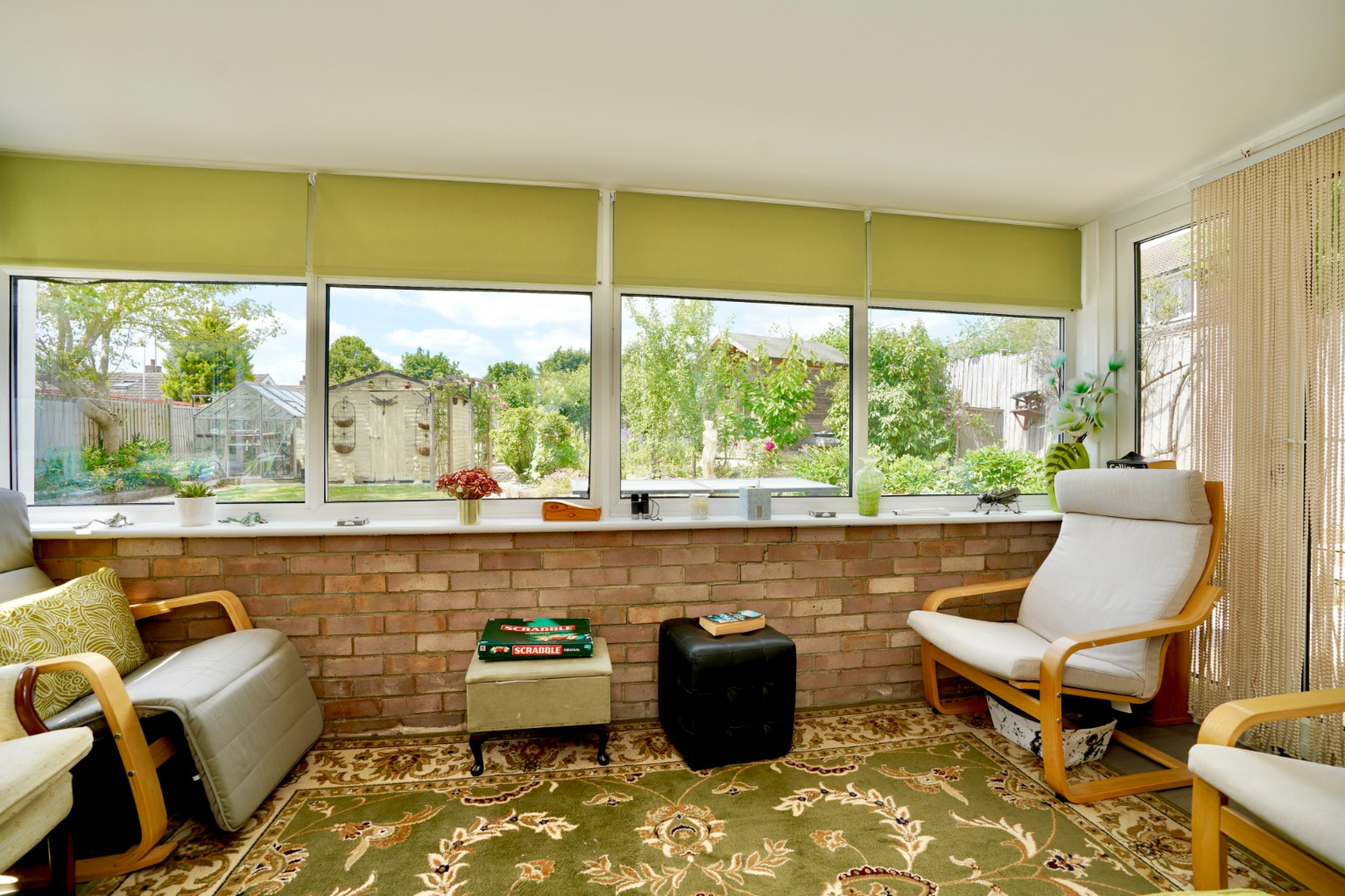 3 bed detached bungalow for sale in Chestnut Close, Huntingdon 6