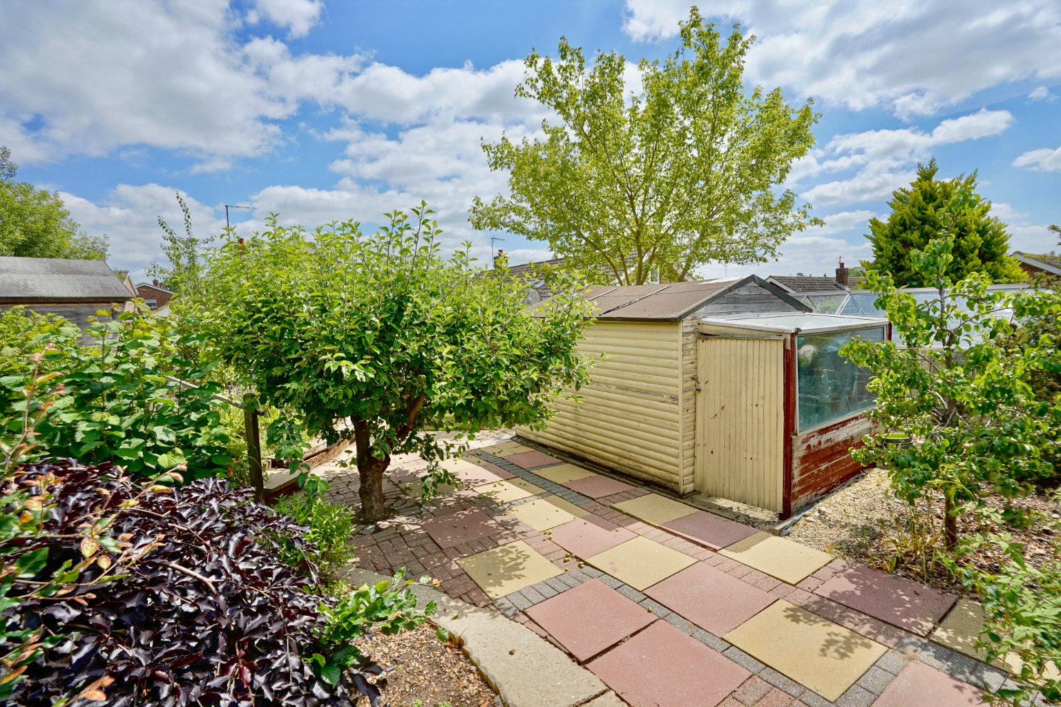 3 bed detached bungalow for sale in Chestnut Close, Huntingdon 12
