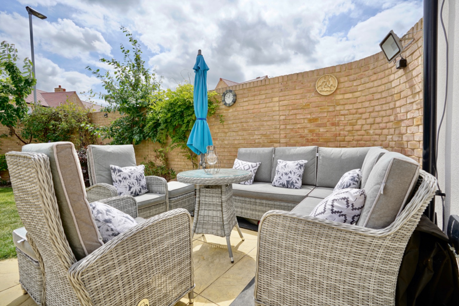 4 bed detached house for sale in Somning Close, Huntingdon 7