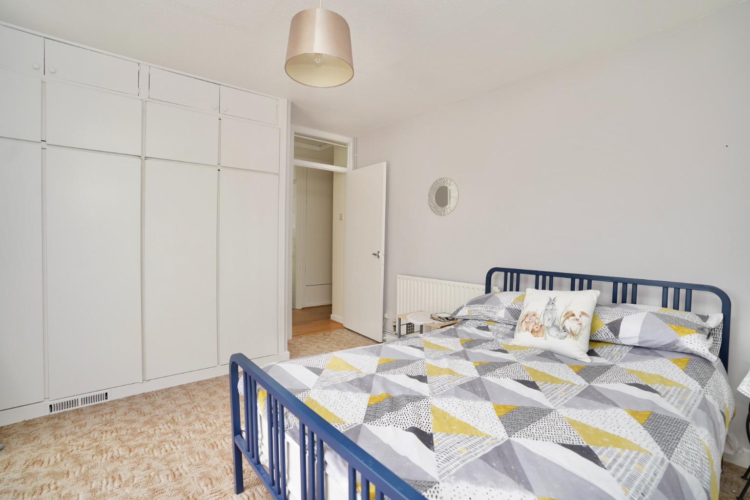 2 bed semi-detached bungalow for sale in Leechcroft, Huntingdon 5