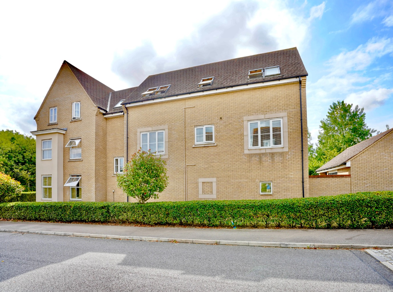 2 bed penthouse for sale in Stokes Drive, Huntingdon  - Property Image 4