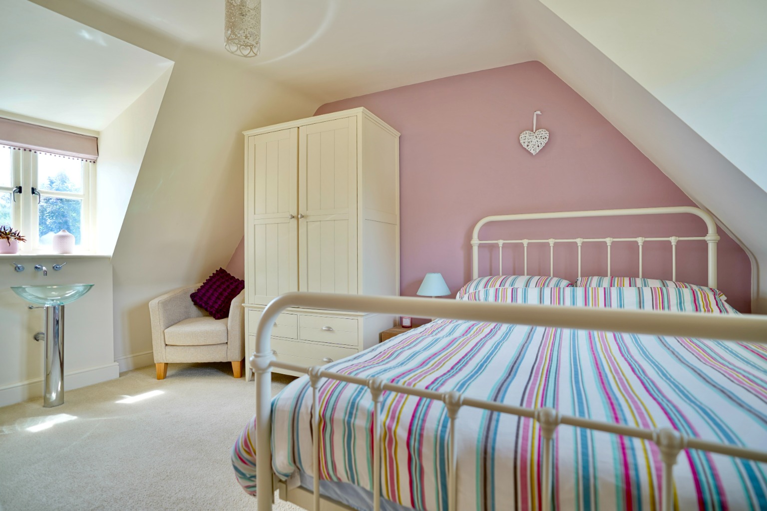 4 bed detached house for sale in The Bumbles, Huntingdon  - Property Image 16