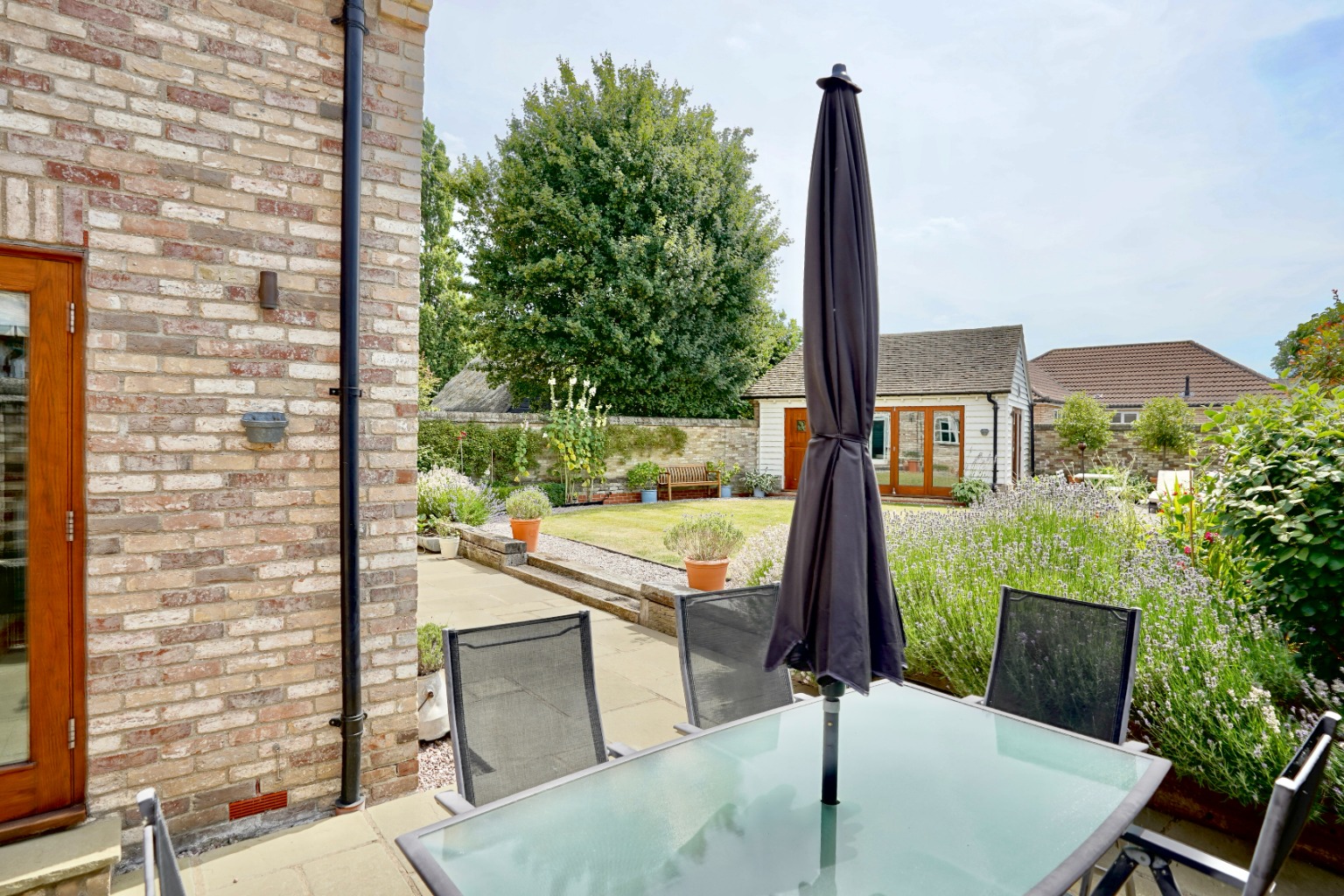 4 bed detached house for sale in The Bumbles, Huntingdon  - Property Image 23