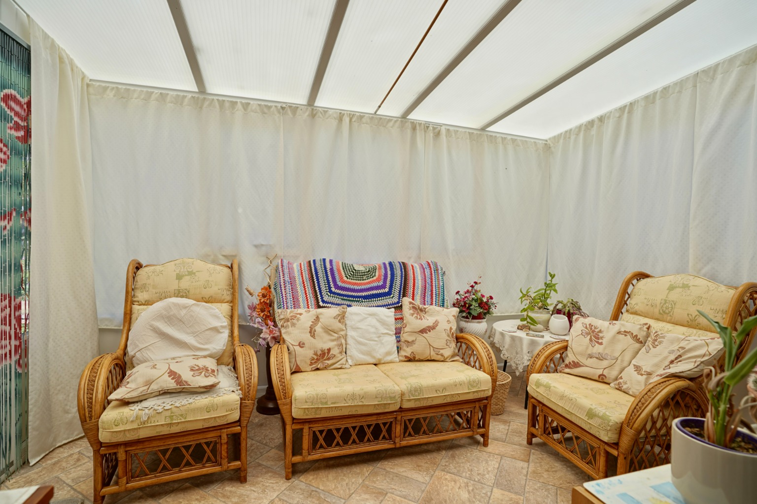 3 bed semi-detached house for sale in Hardy Close, Huntingdon  - Property Image 7