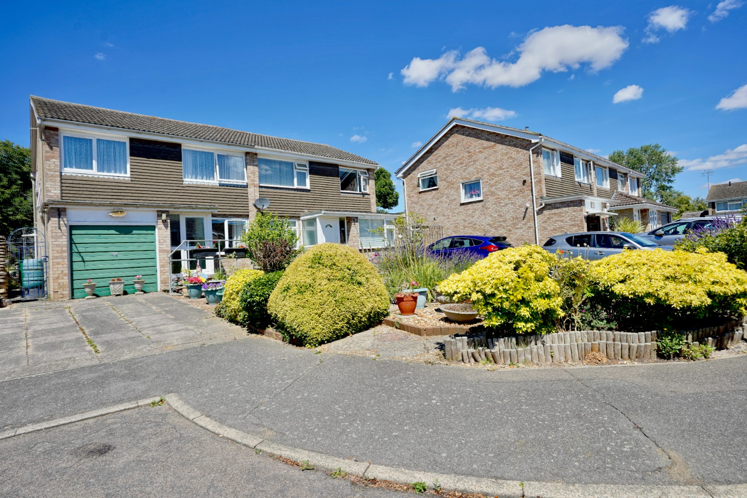 3 bed semi-detached house for sale in Hardy Close, Huntingdon  - Property Image 14