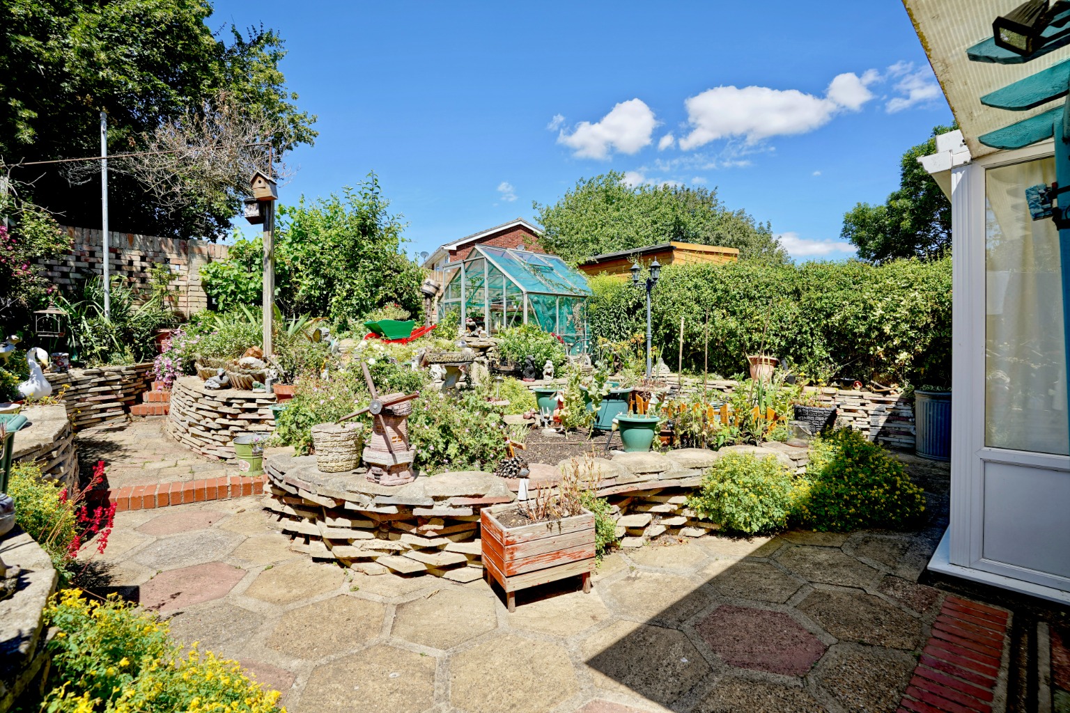 3 bed semi-detached house for sale in Hardy Close, Huntingdon 3