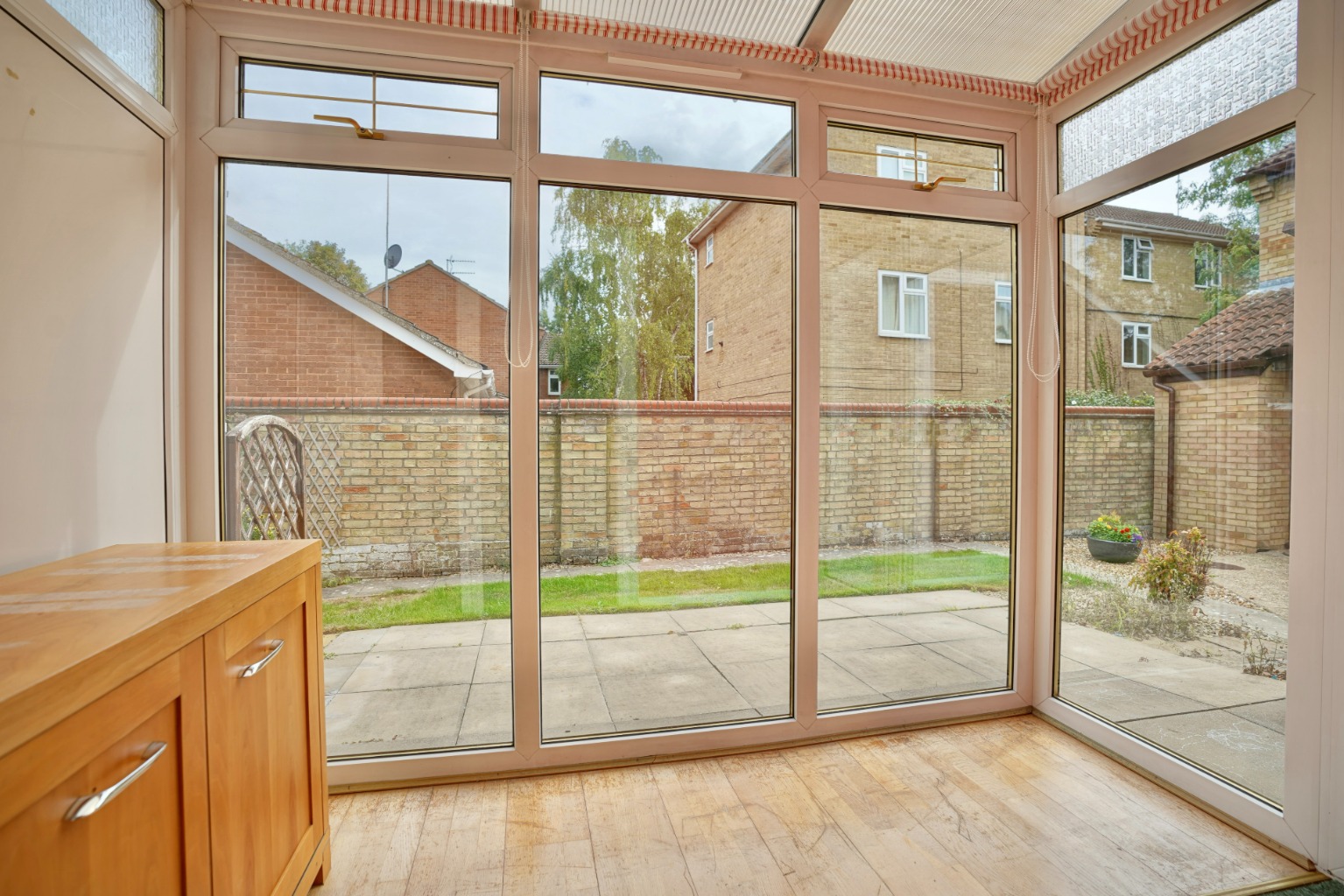 2 bed end of terrace house for sale in Harvest Court, St. Ives 2