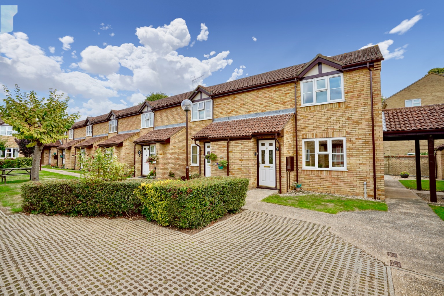 2 bed end of terrace house for sale in Harvest Court, St. Ives  - Property Image 1