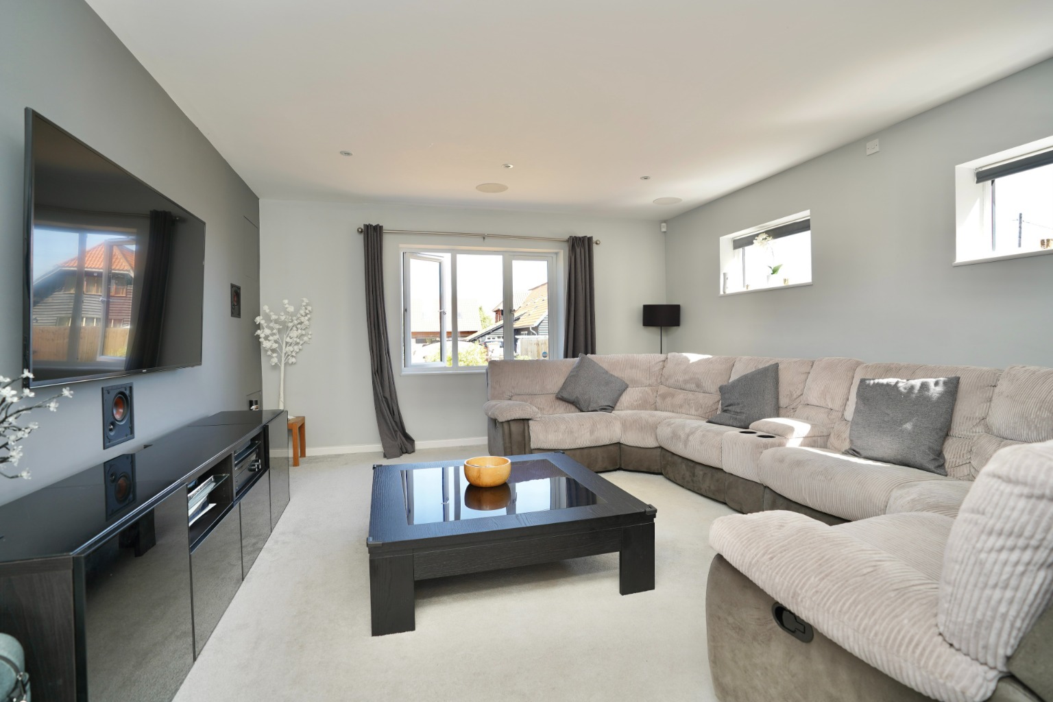 4 bed semi-detached house for sale in Fen Road, Huntingdon  - Property Image 5