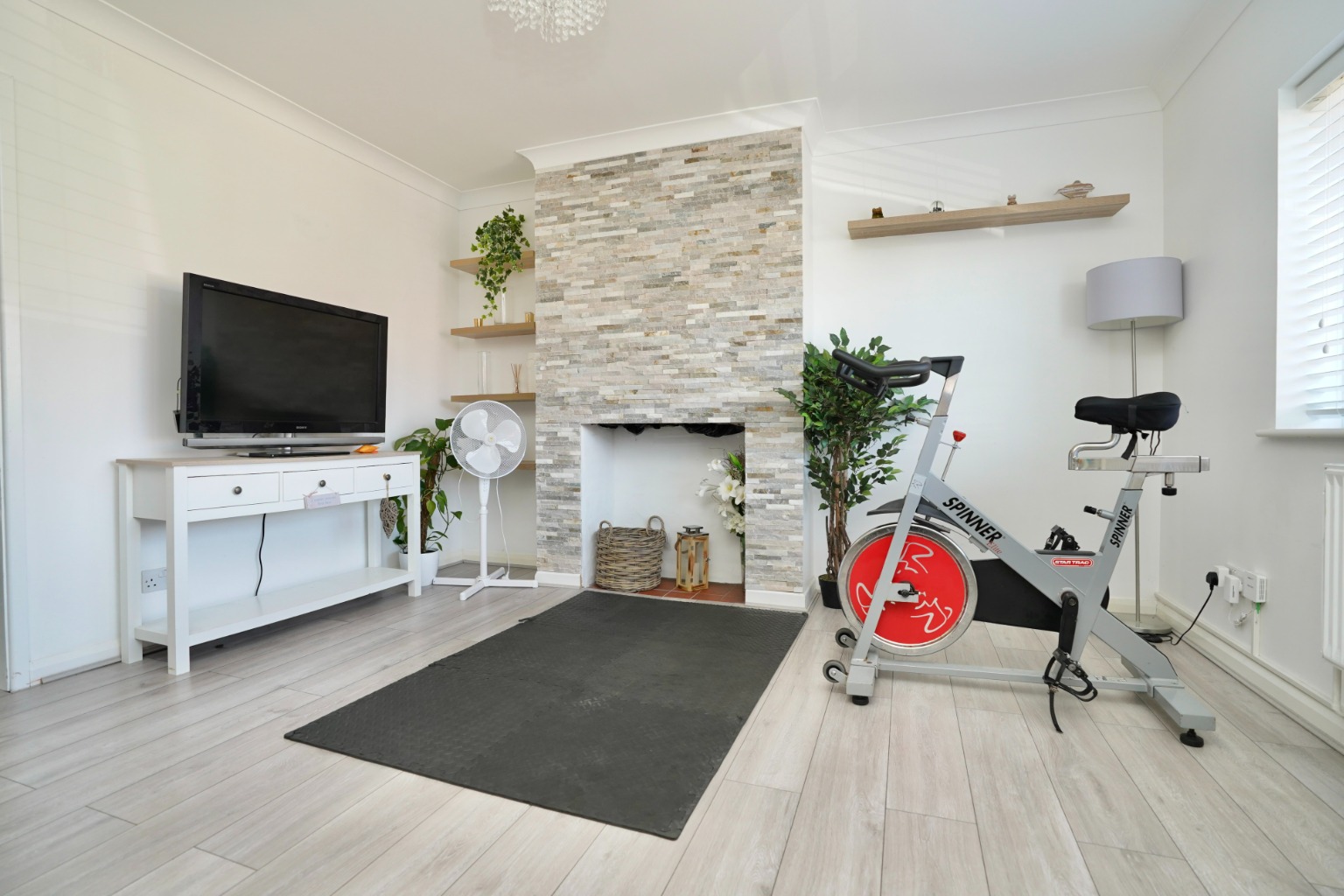 4 bed semi-detached house for sale in Fen Road, Huntingdon  - Property Image 15