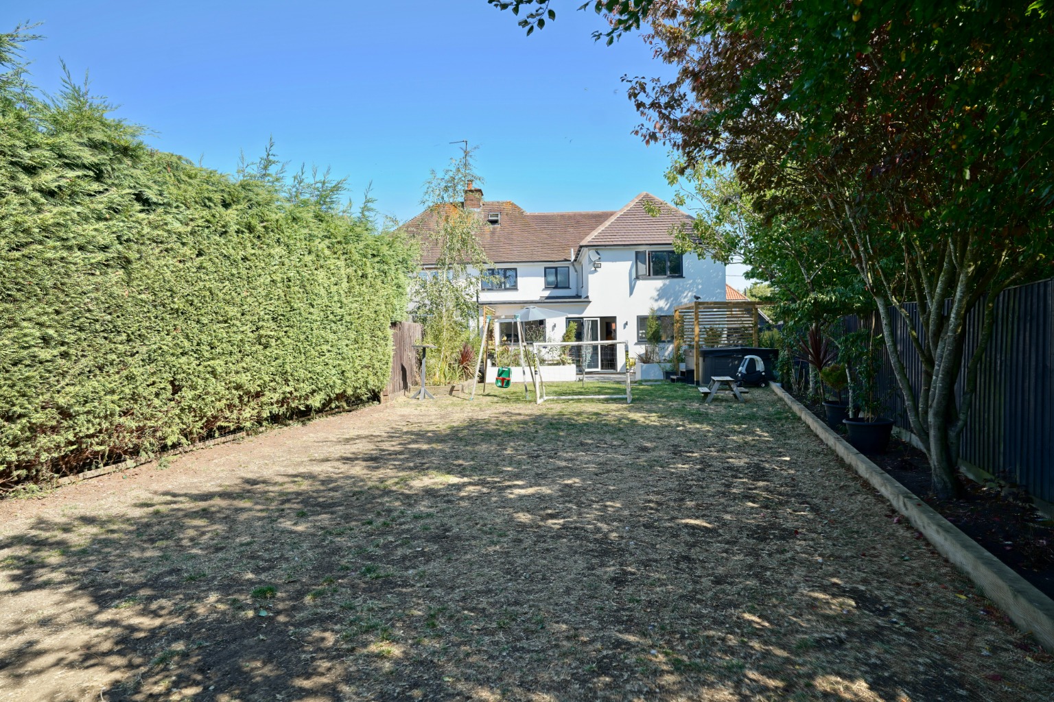 4 bed semi-detached house for sale in Fen Road, Huntingdon  - Property Image 4