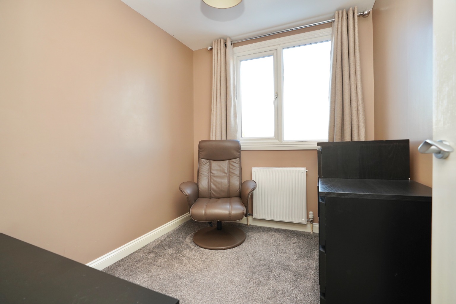 3 bed semi-detached house for sale in Ash End, Huntingdon 10