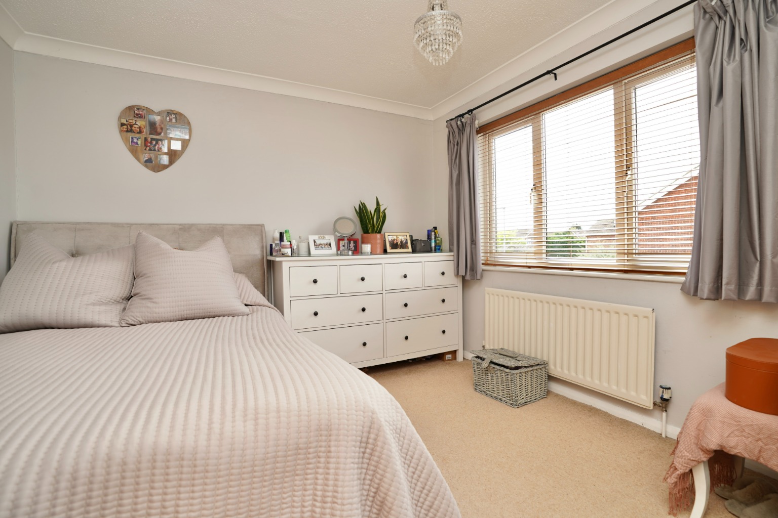 4 bed detached house for sale in Robert Avenue, Huntingdon  - Property Image 9