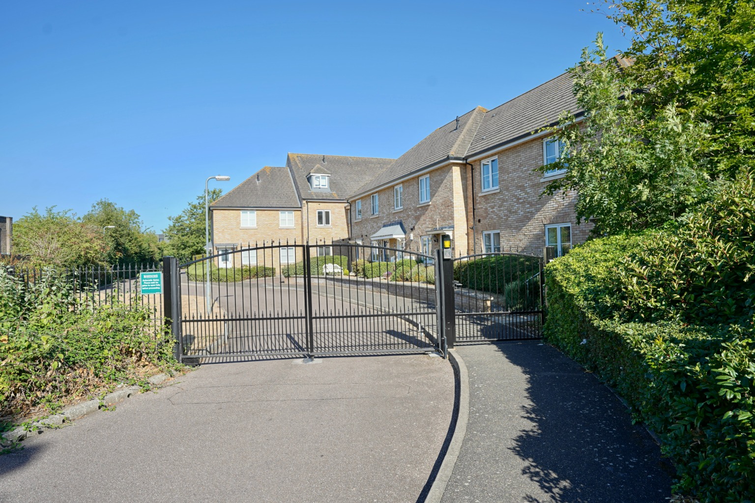 1 bed ground floor flat for sale in Leas Close, St. Ives  - Property Image 12