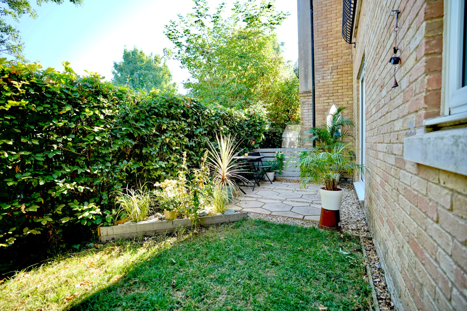 1 bed ground floor flat for sale in Leas Close, St. Ives  - Property Image 4