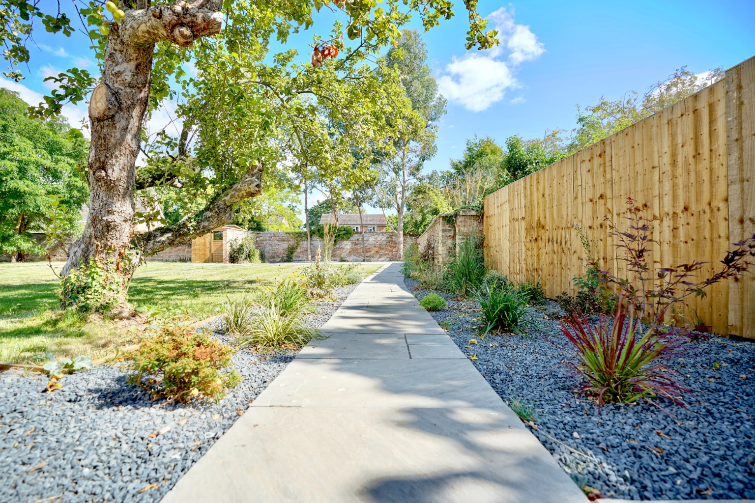 3 bed cottage for sale in High Street, Huntingdon 24