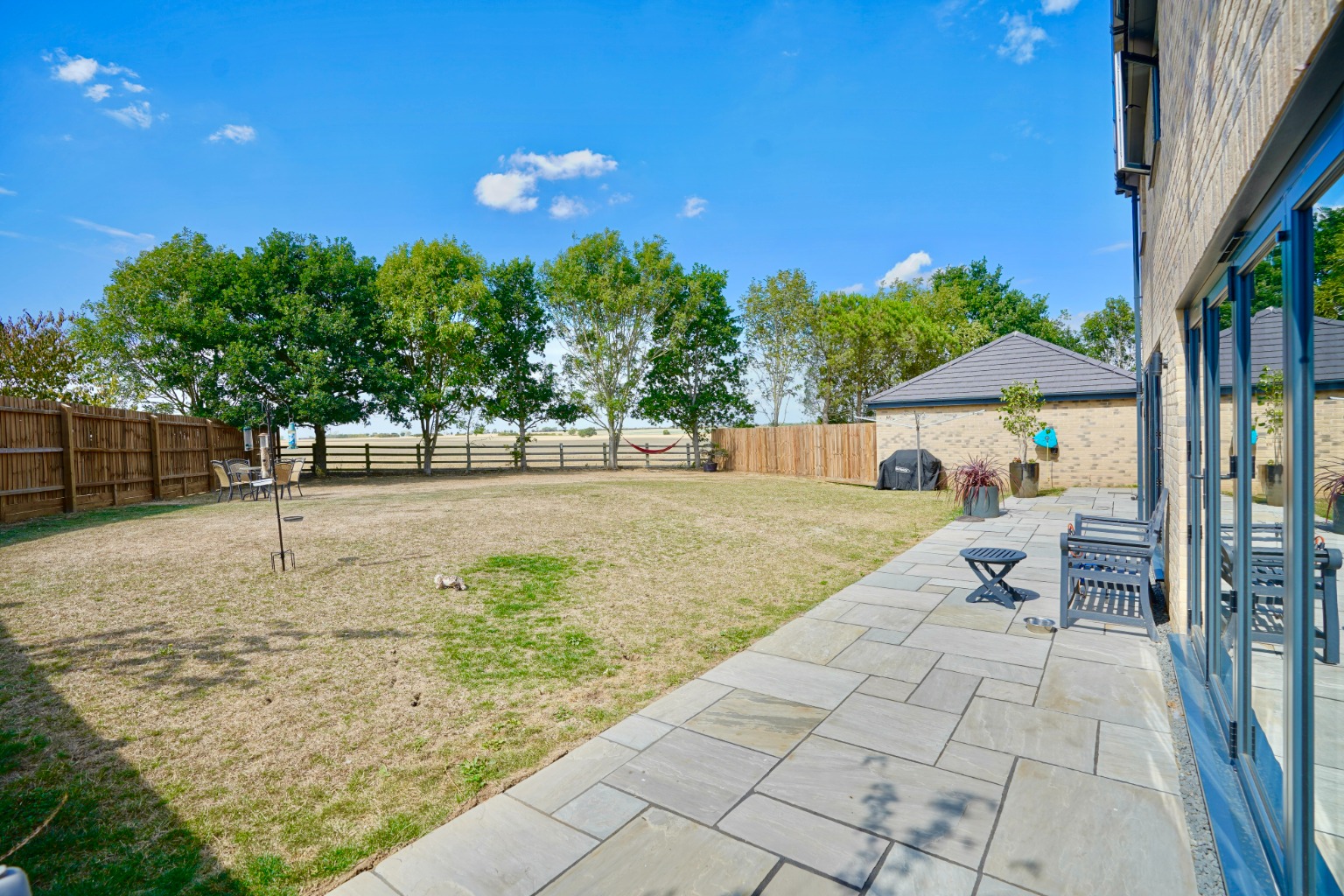 4 bed detached house for sale in Warboys Road, Huntingdon  - Property Image 20