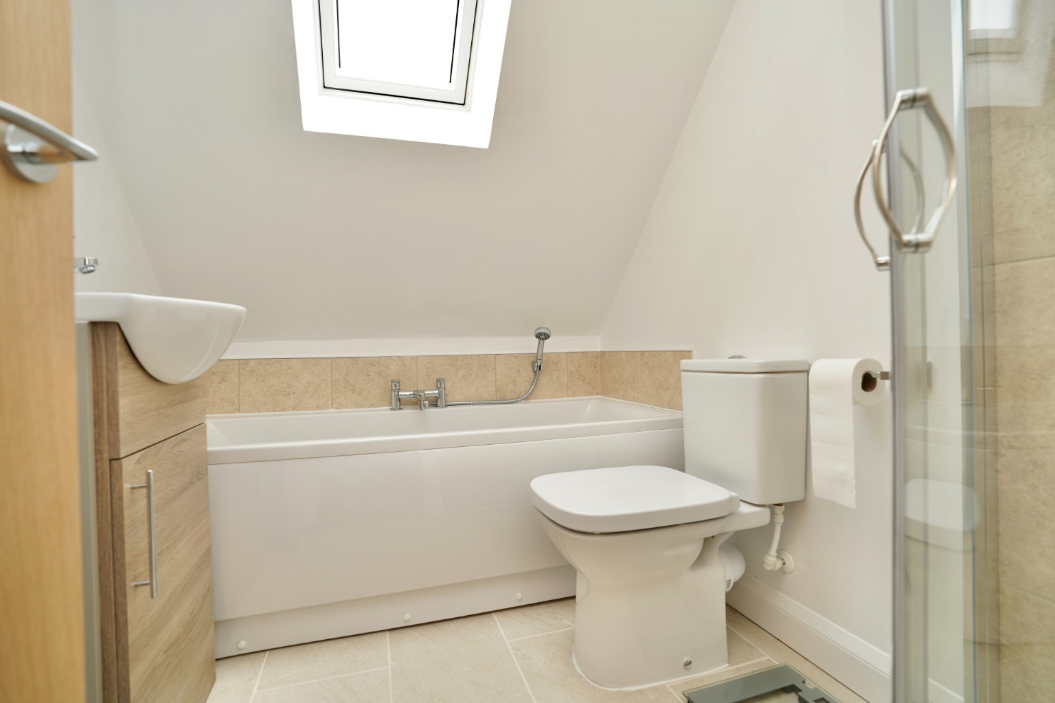 4 bed detached house for sale in Fen Road, Huntingdon  - Property Image 15