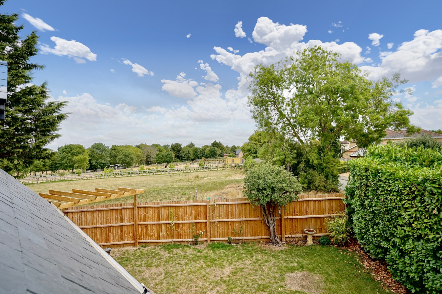 4 bed detached house for sale in Fen Road, Huntingdon 1