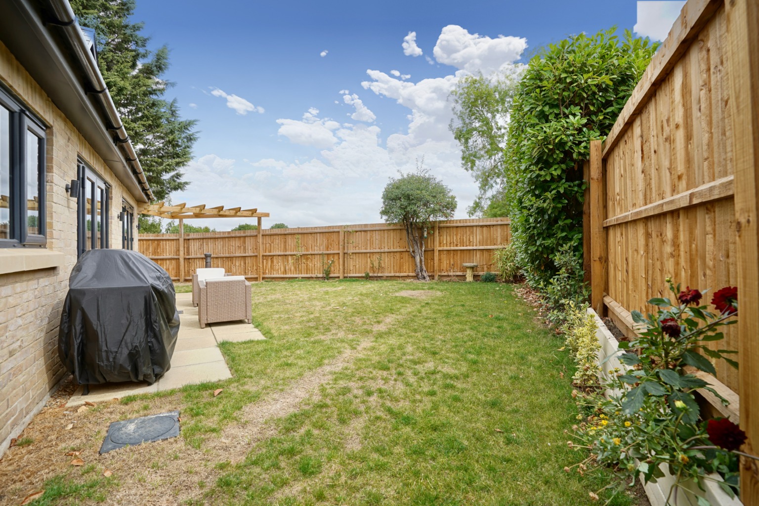 4 bed detached house for sale in Fen Road, Huntingdon  - Property Image 18