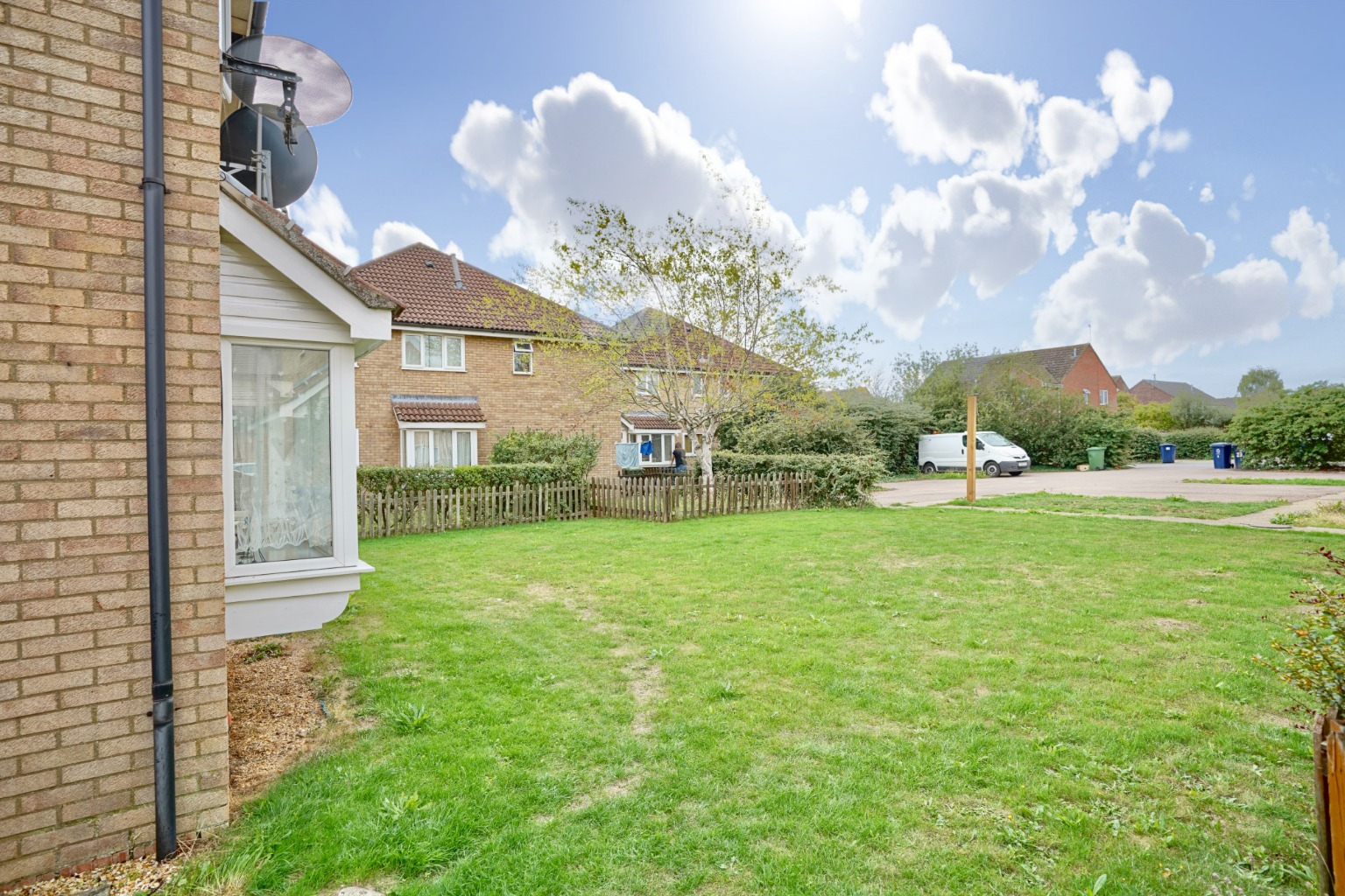 1 bed terraced house for sale in Monet Close, St. Ives 5