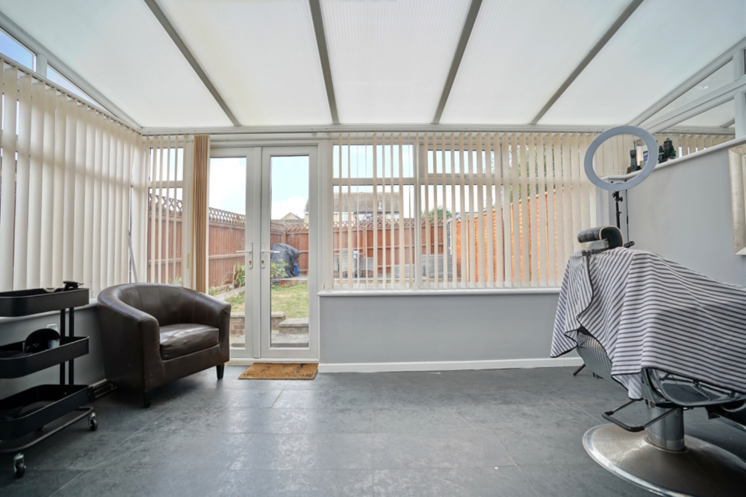 3 bed end of terrace house for sale in Bedford Crescent, St. Ives  - Property Image 7