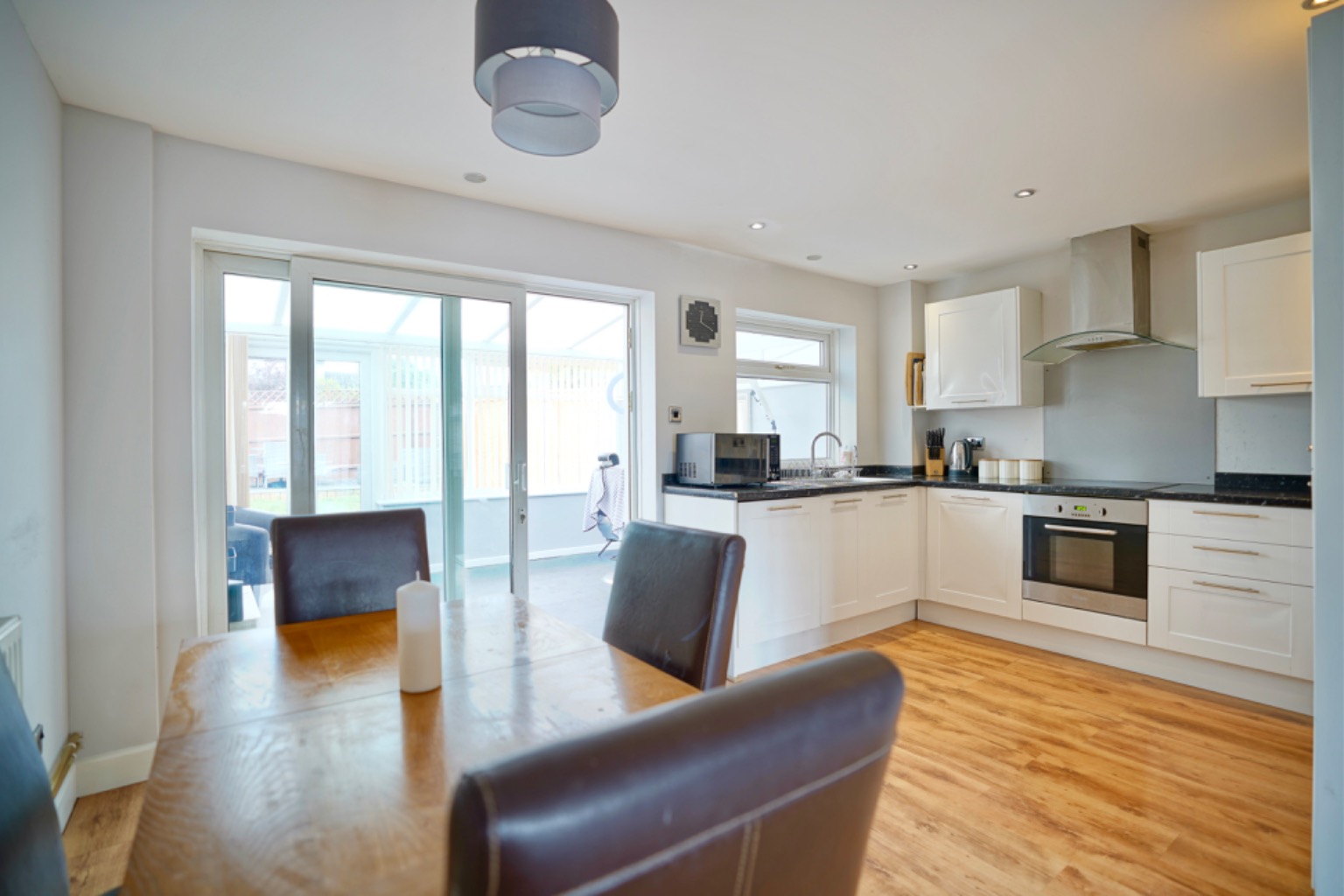 3 bed end of terrace house for sale in Bedford Crescent, St. Ives 2