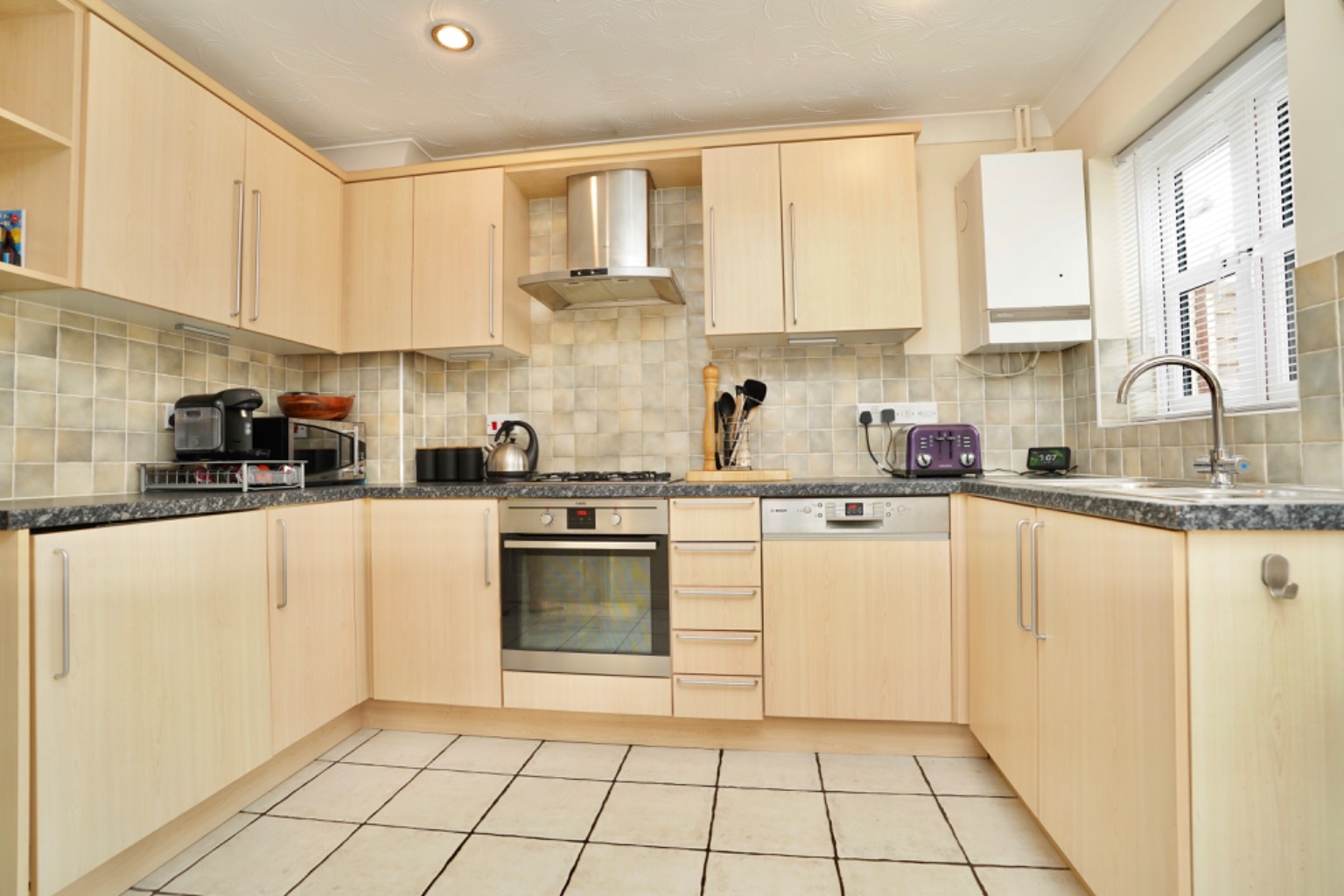 4 bed terraced house for sale in Ermine Street North, Cambridge 6