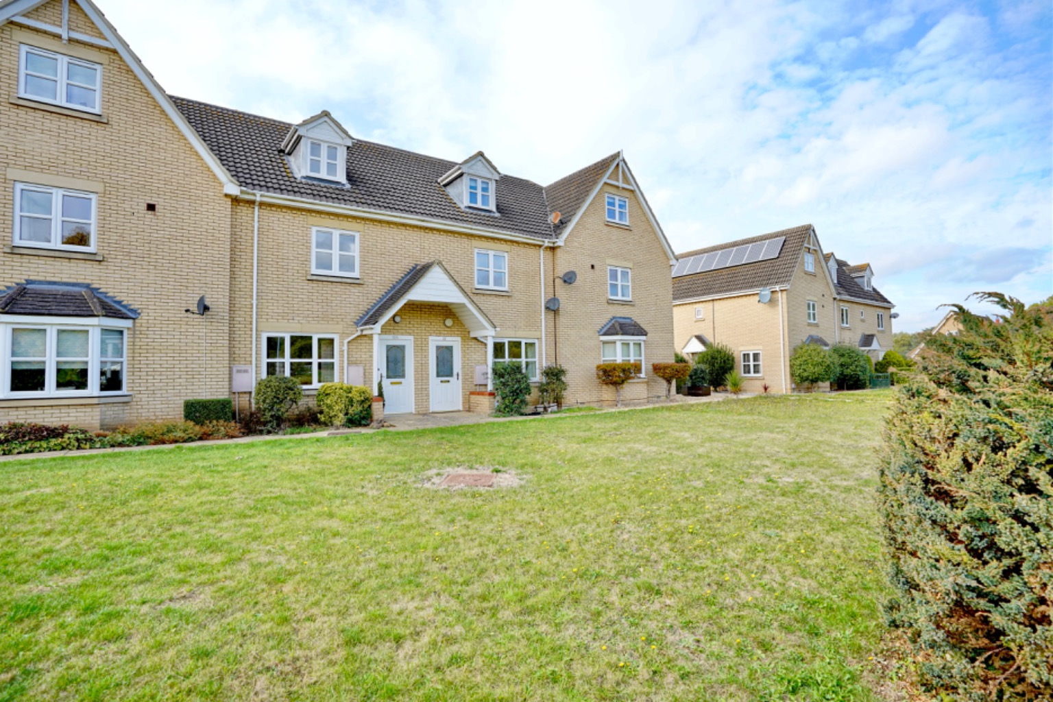 4 bed terraced house for sale in Ermine Street North, Cambridge 17