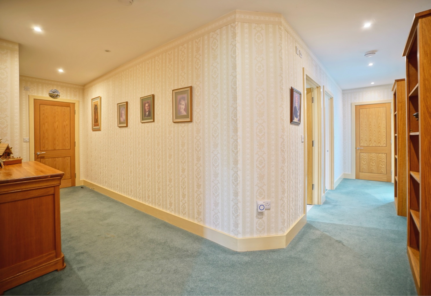 3 bed penthouse for sale in The Hurdles, Huntingdon 4