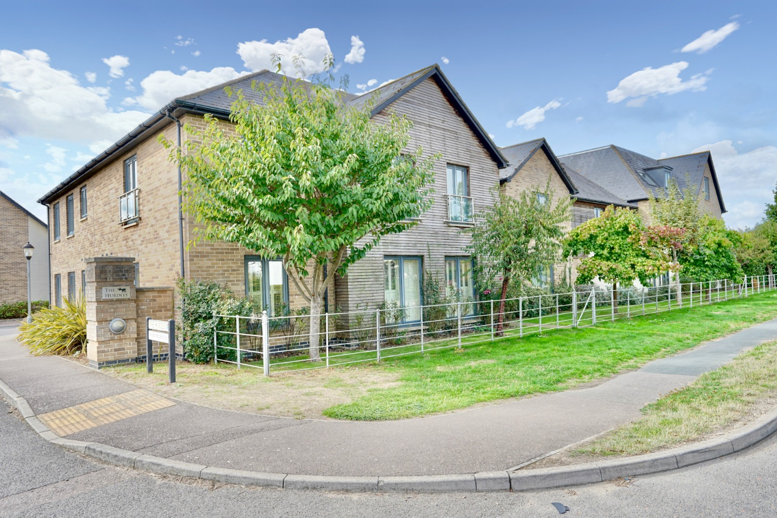 3 bed penthouse for sale in The Hurdles, Huntingdon, PE28