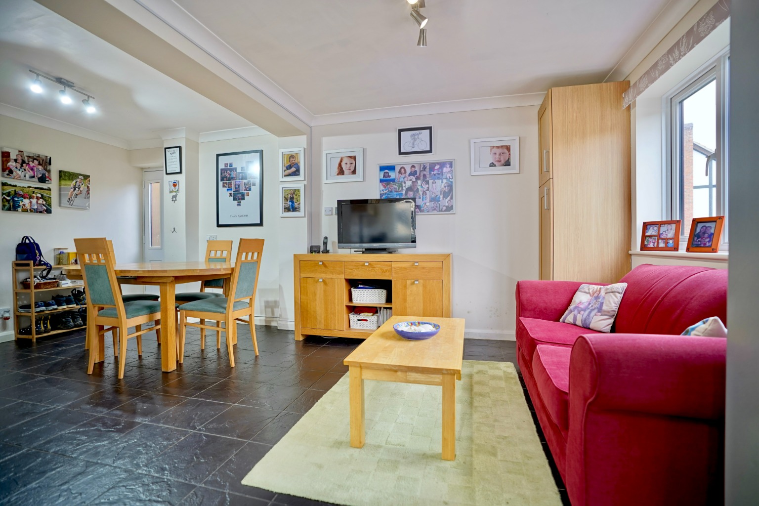 5 bed detached house for sale in Hamden Way, Cambridge  - Property Image 4