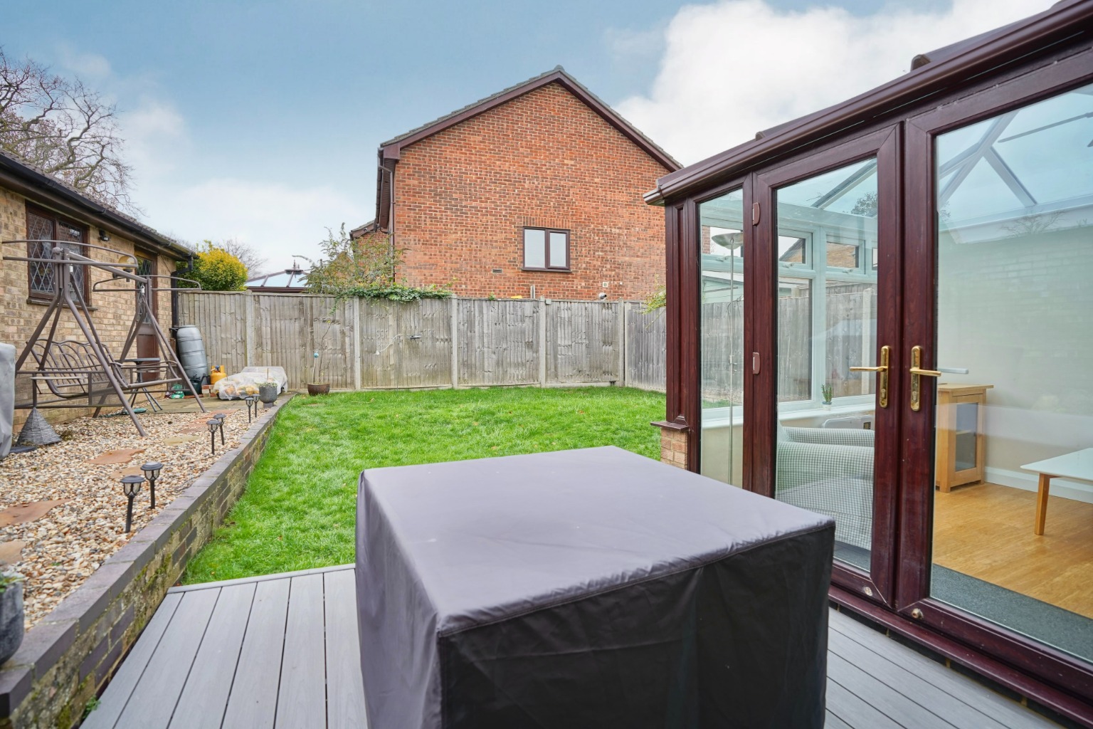 5 bed detached house for sale in Hamden Way, Cambridge 18