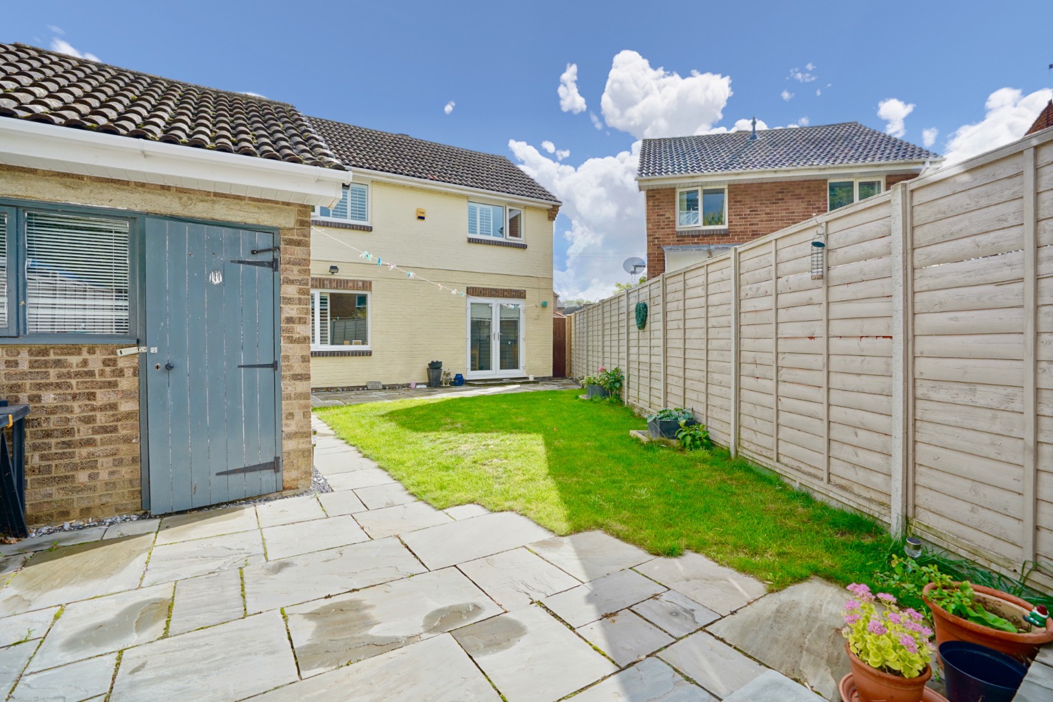 3 bed detached house for sale in Highfield Avenue, Huntingdon 7